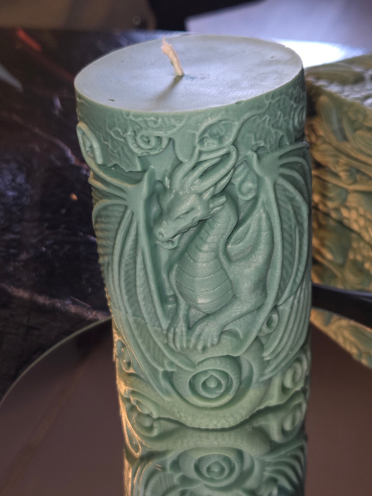 Dragon pillar candle